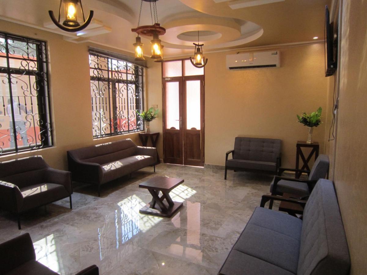 Jakicha Motel ดาร์เอสซาลาม ภายนอก รูปภาพ