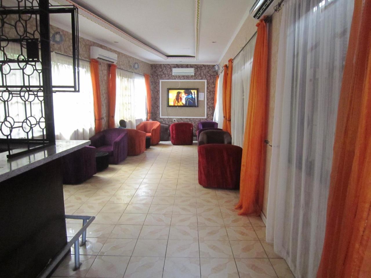 Jakicha Motel ดาร์เอสซาลาม ภายนอก รูปภาพ
