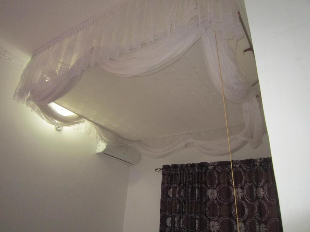 Jakicha Motel ดาร์เอสซาลาม ภายนอก รูปภาพ
