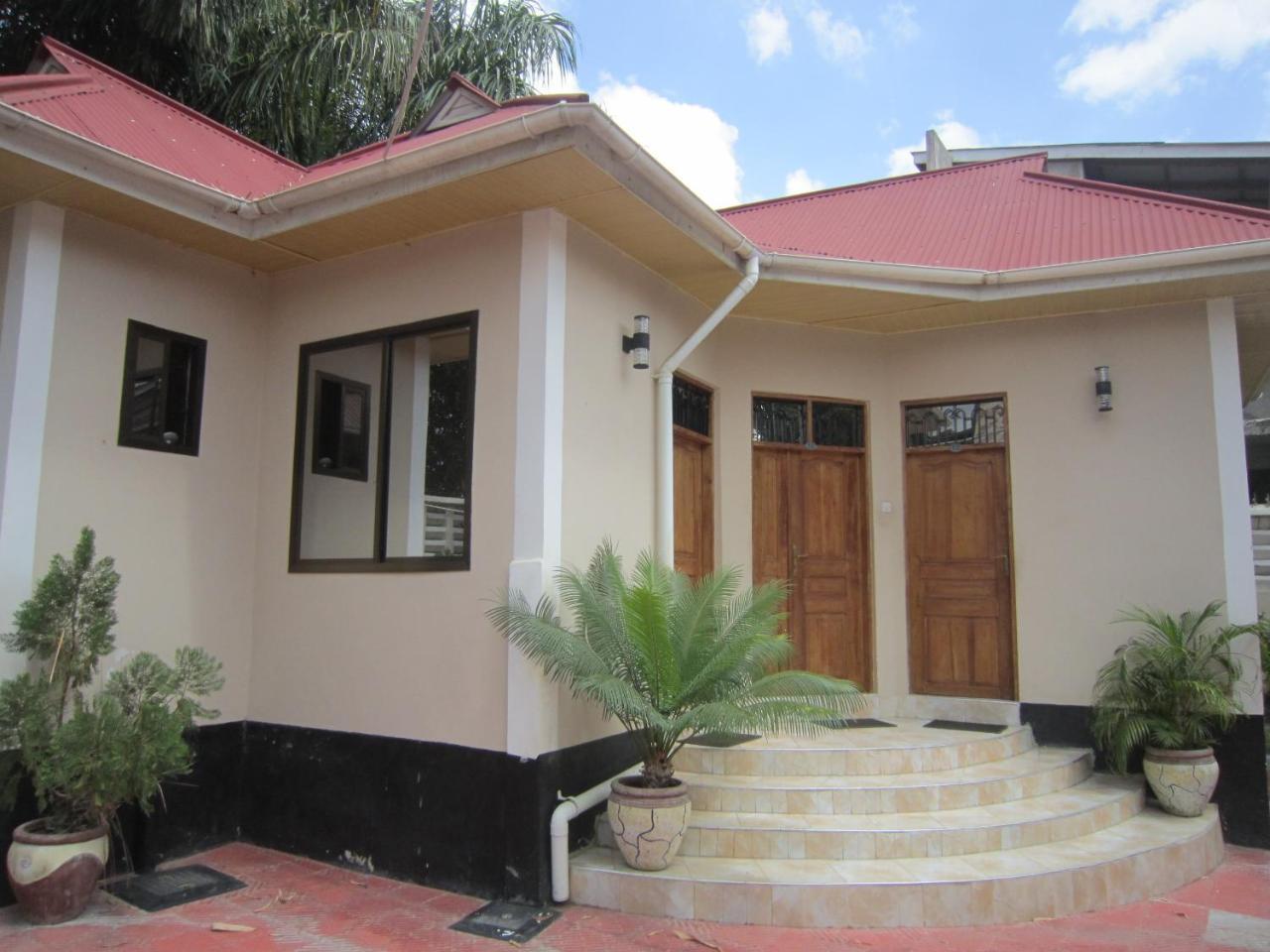 Jakicha Motel ดาร์เอสซาลาม ภายนอก รูปภาพ