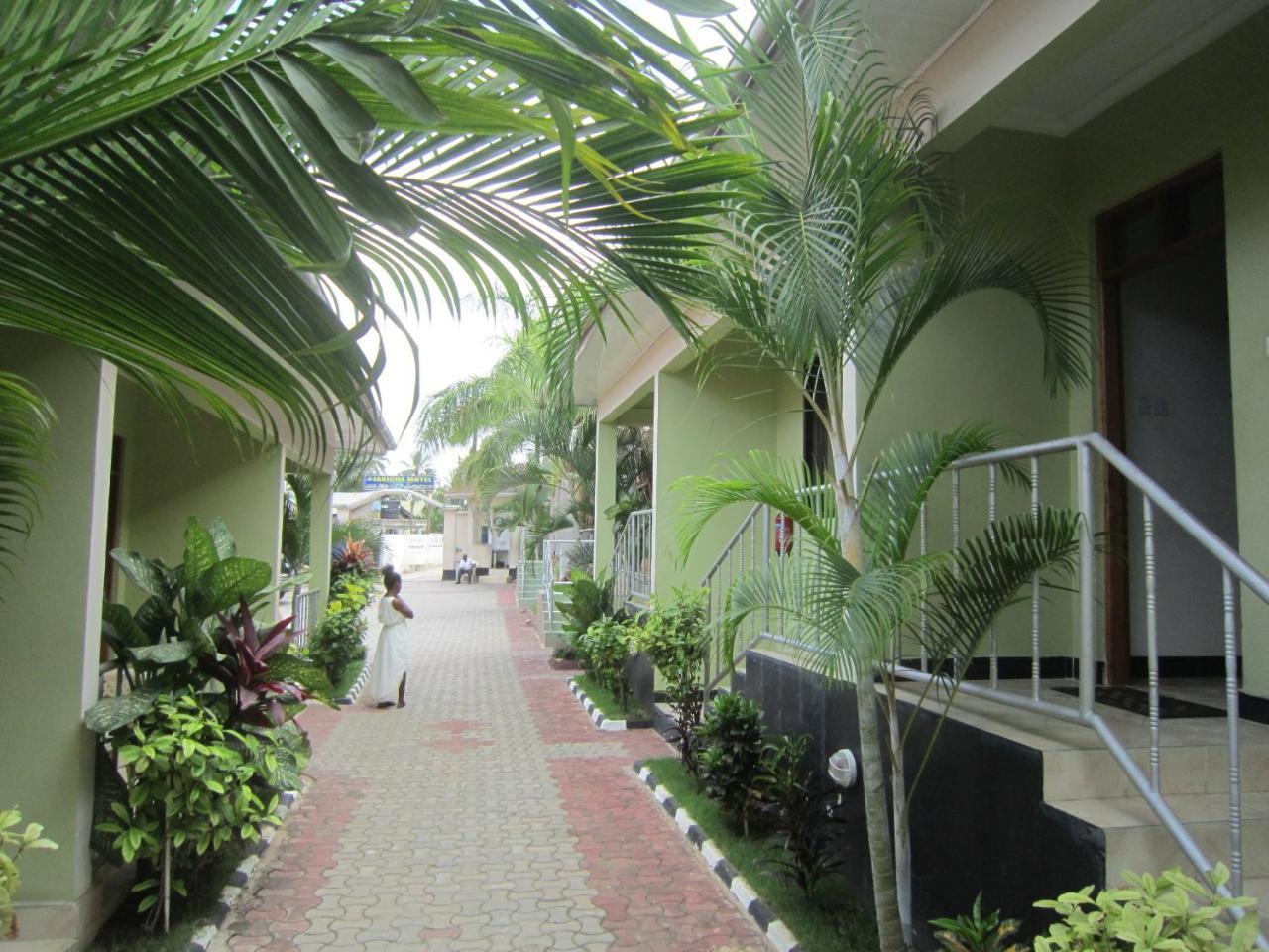Jakicha Motel ดาร์เอสซาลาม ภายนอก รูปภาพ